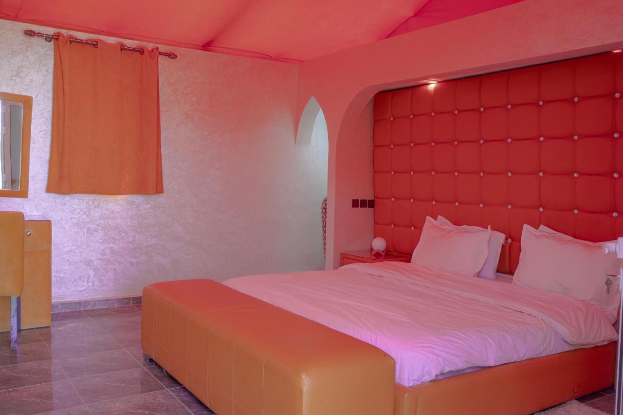 Jnanat Aicha Guesthouse Wawizelte Ngoại thất bức ảnh
