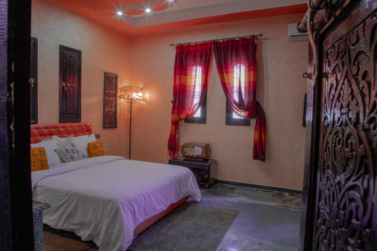 Jnanat Aicha Guesthouse Wawizelte Ngoại thất bức ảnh