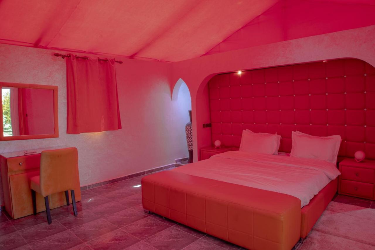 Jnanat Aicha Guesthouse Wawizelte Ngoại thất bức ảnh