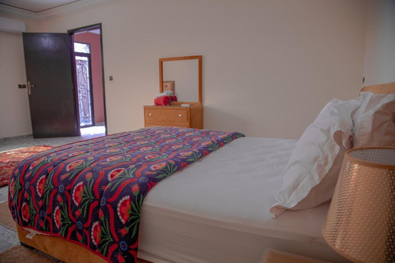 Jnanat Aicha Guesthouse Wawizelte Ngoại thất bức ảnh