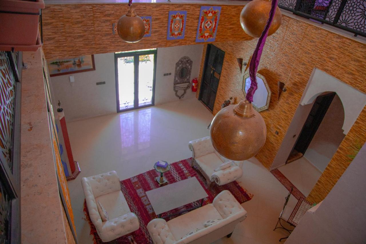 Jnanat Aicha Guesthouse Wawizelte Ngoại thất bức ảnh
