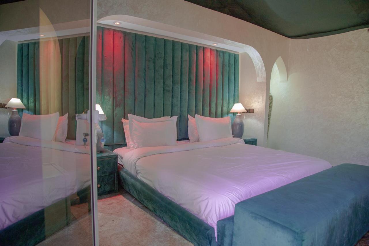 Jnanat Aicha Guesthouse Wawizelte Ngoại thất bức ảnh