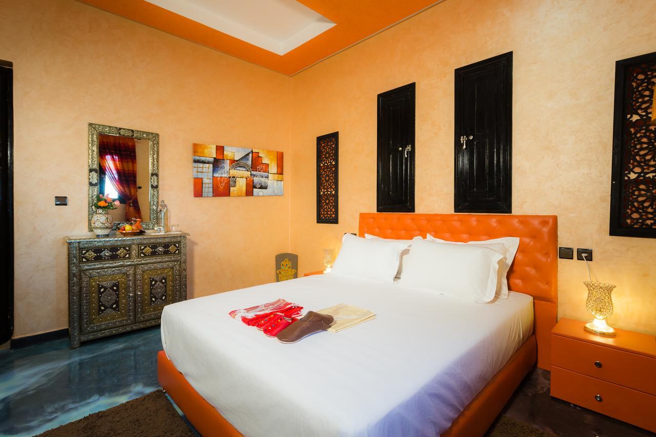 Jnanat Aicha Guesthouse Wawizelte Ngoại thất bức ảnh